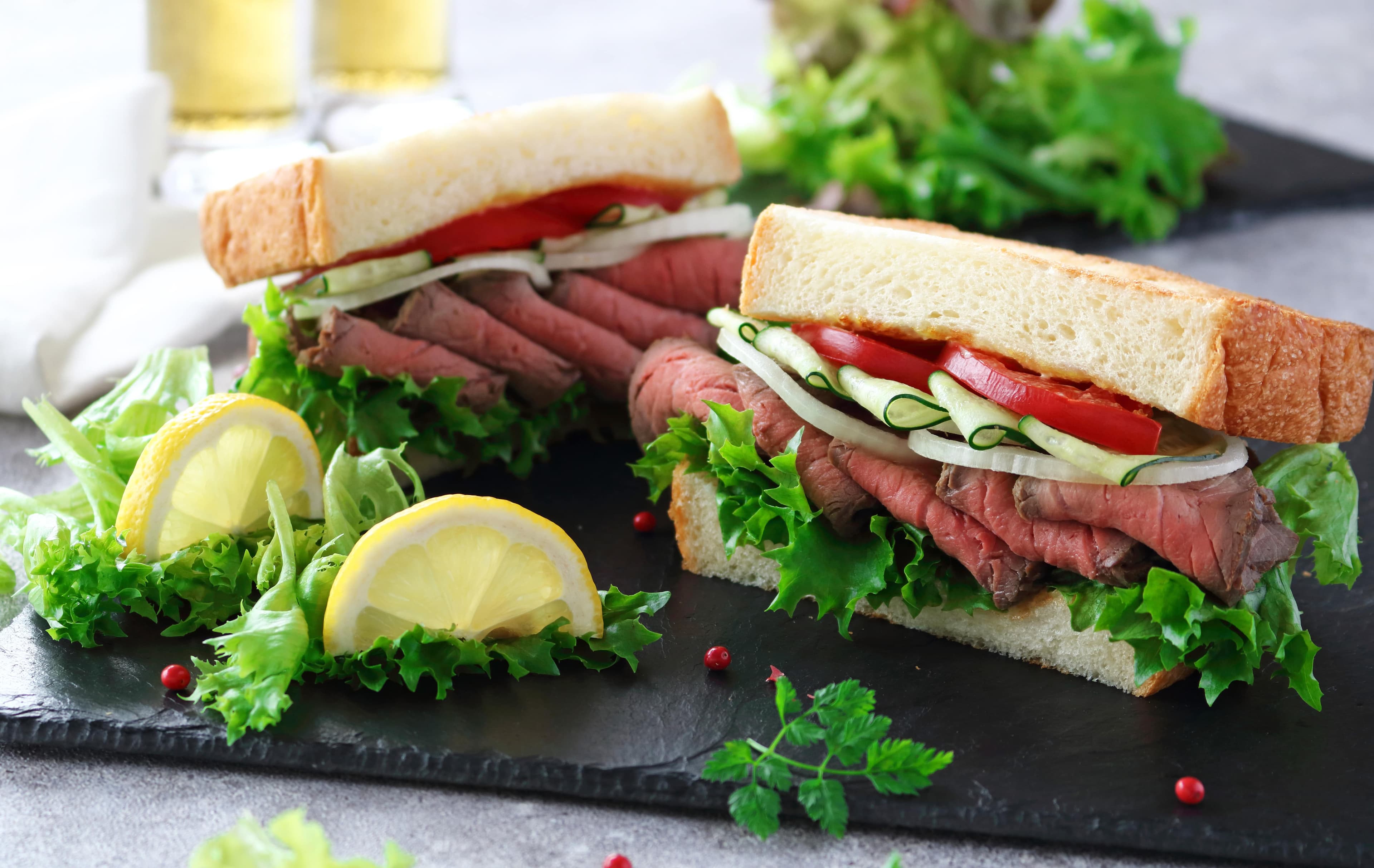 ローストビーフサンドイッチ